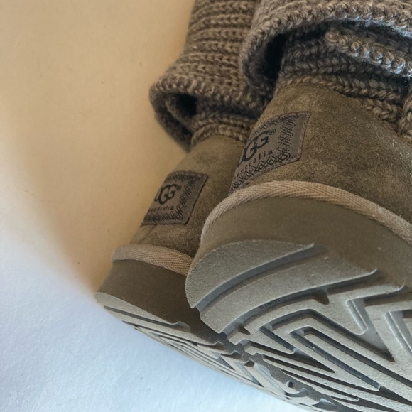 UGG Grey WoolKnitted Knee High Boots size 6 - Picture 7 of 13